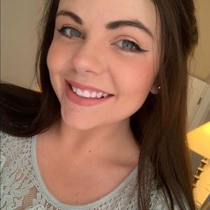 Meet your Posher, Shelby